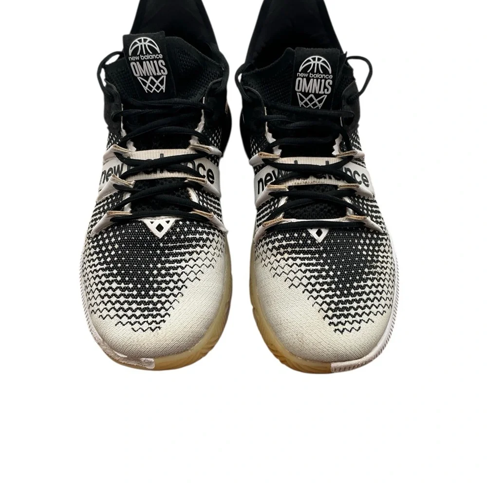 New Balance Omn1s Black and White Athletic Shoes size 13